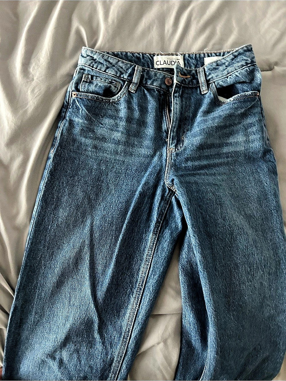 Dynamite Claudia Straight Leg mom Jeans in Blue, Like New